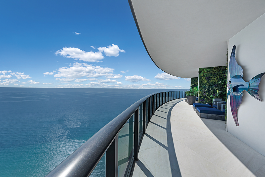 Balcony with ocean view